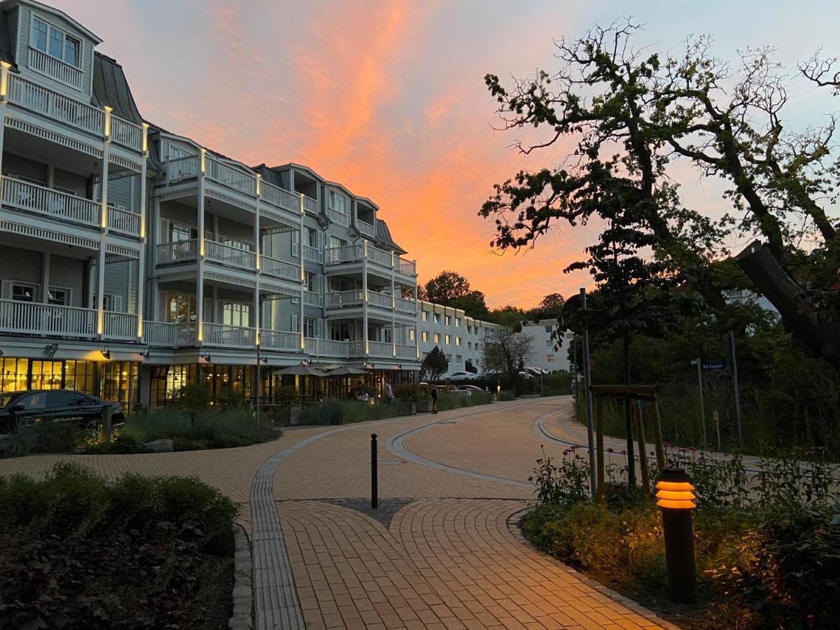 Seaside Rooms - Zentrales Design-Apartment Mit Balkon & Parkplatz - 2 Minuten Zum Strand Timmendorfer Strand Exterior foto